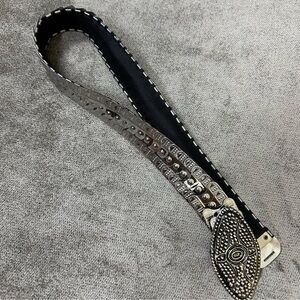 VINTAGE Silver Metal Scale Belt